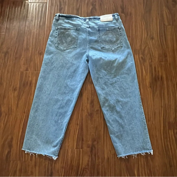 Frye Denim Jeans Womens size 32 High Rise Cropped Straight Raw Hem - Picture 13 of 16